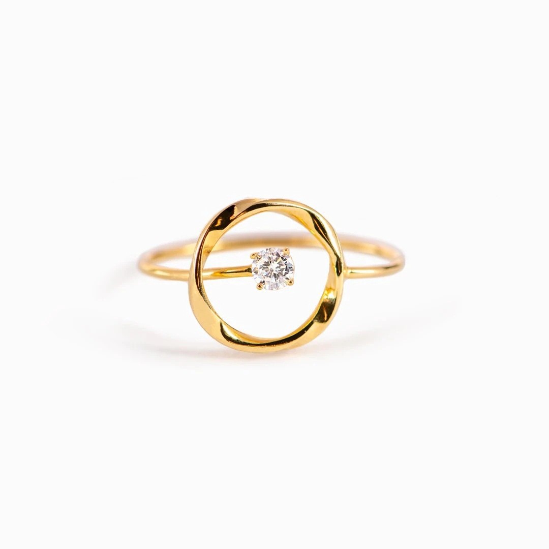 Womens Round Ring, Simple Circle Design, European And American Style