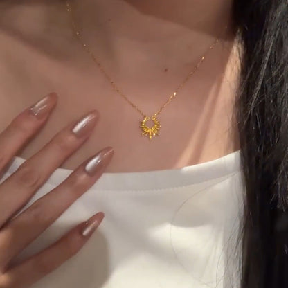 Exquisite Clavicle Necklaces Bring A Touch Of Luxury At An Affordable Price