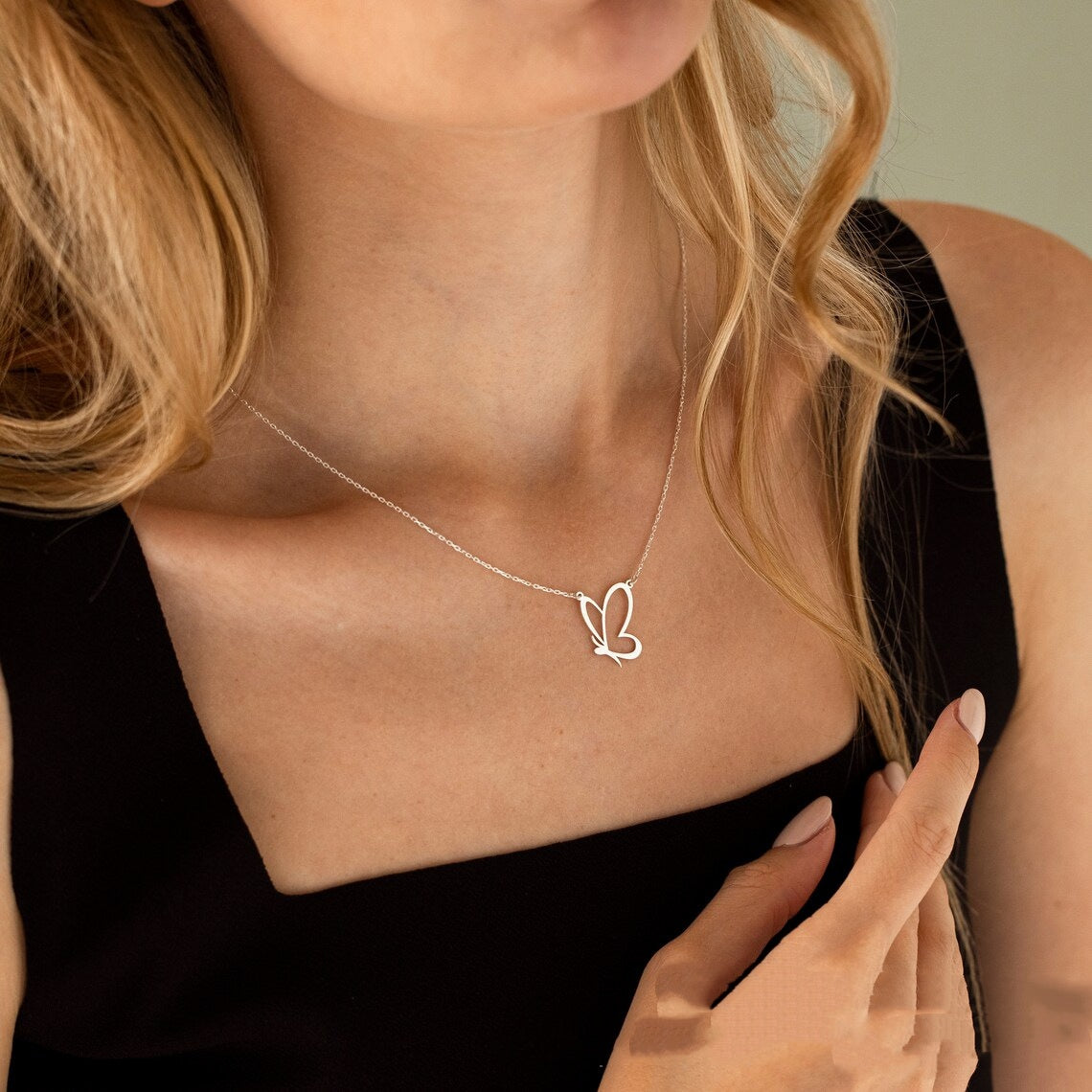 Cute Butterfly Necklace Stainless Steel Geometric Clavicle Chain
